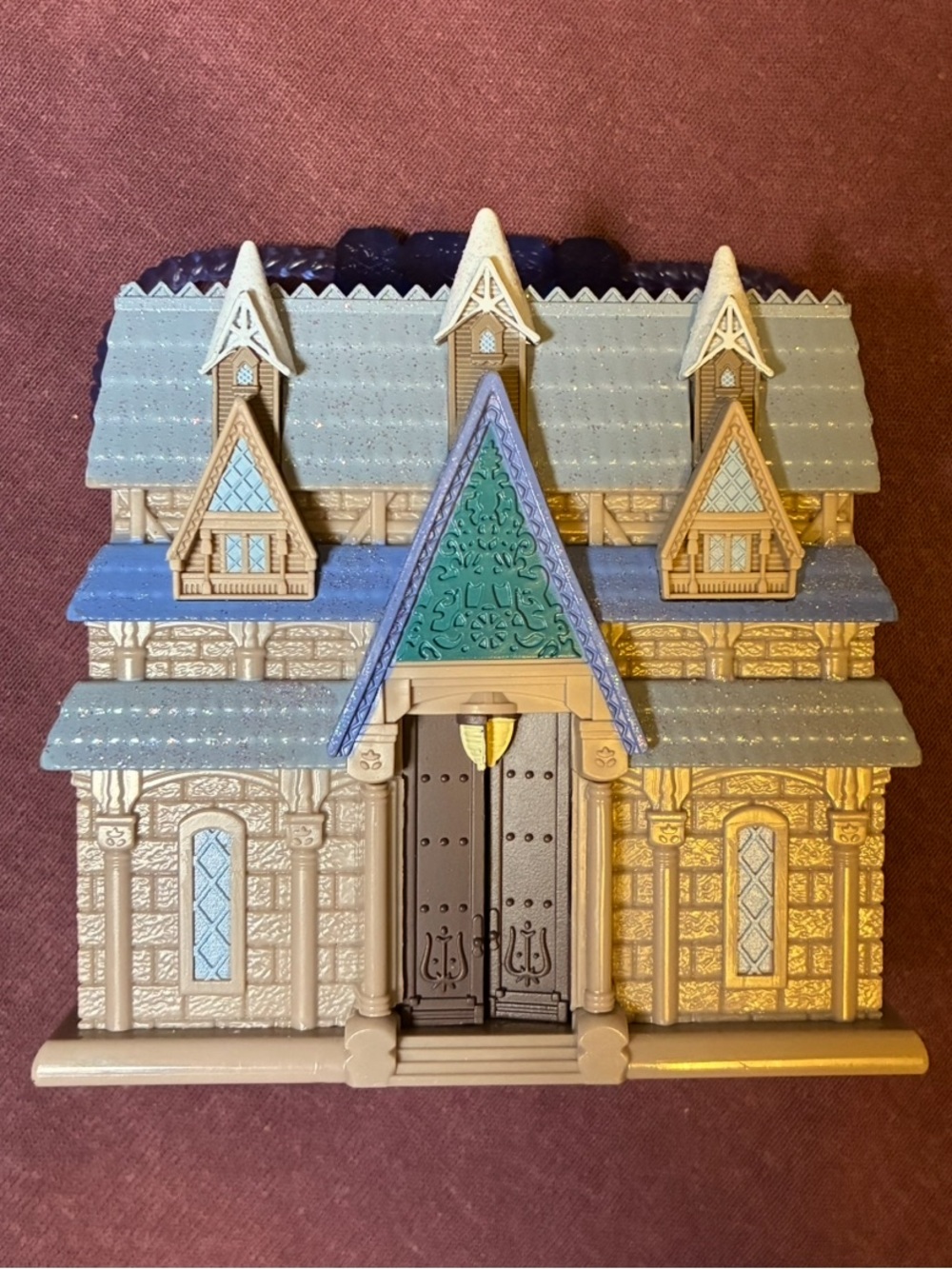 Disney Frozen Arendelle Castle